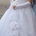 Продам белое платье на выпускной или на свадьбу