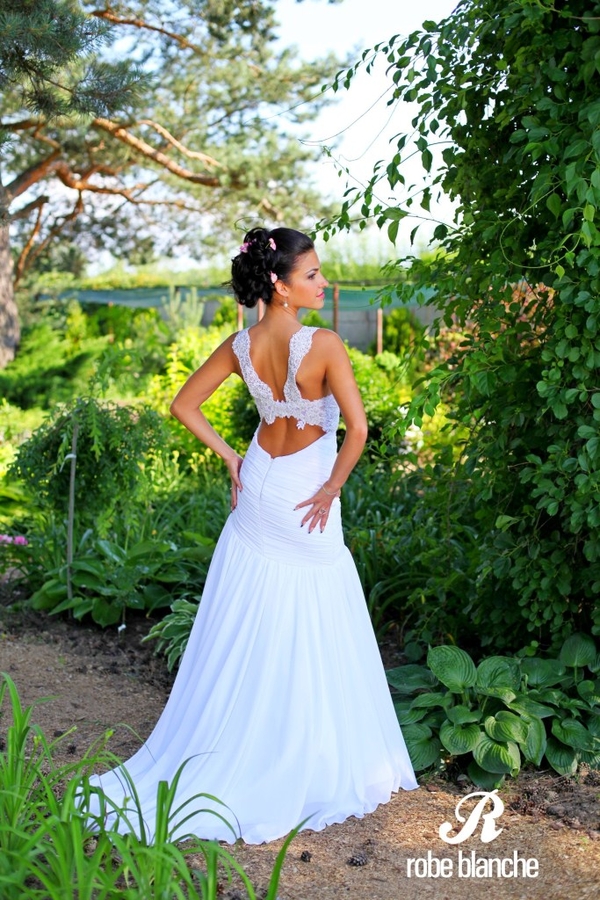 Элегантное  свадебное платье коллекция  2015