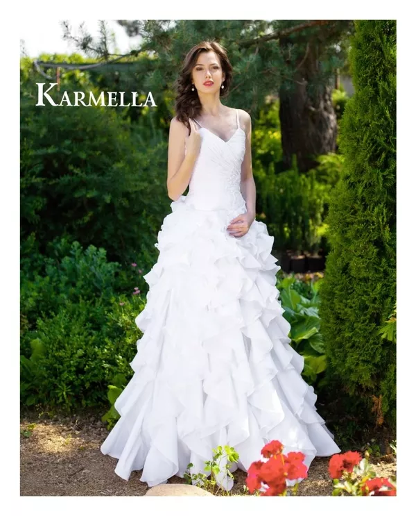 Платье свадебное новое из коллекции весна 2015