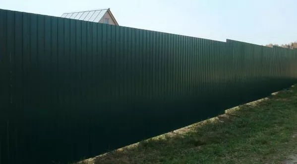 Забор из металлопрофиля стандартных высот 1, 7 и 2, 0 м 4
