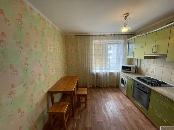 Квартиры на сутки недорого в Березе ул.Ленина 92 5